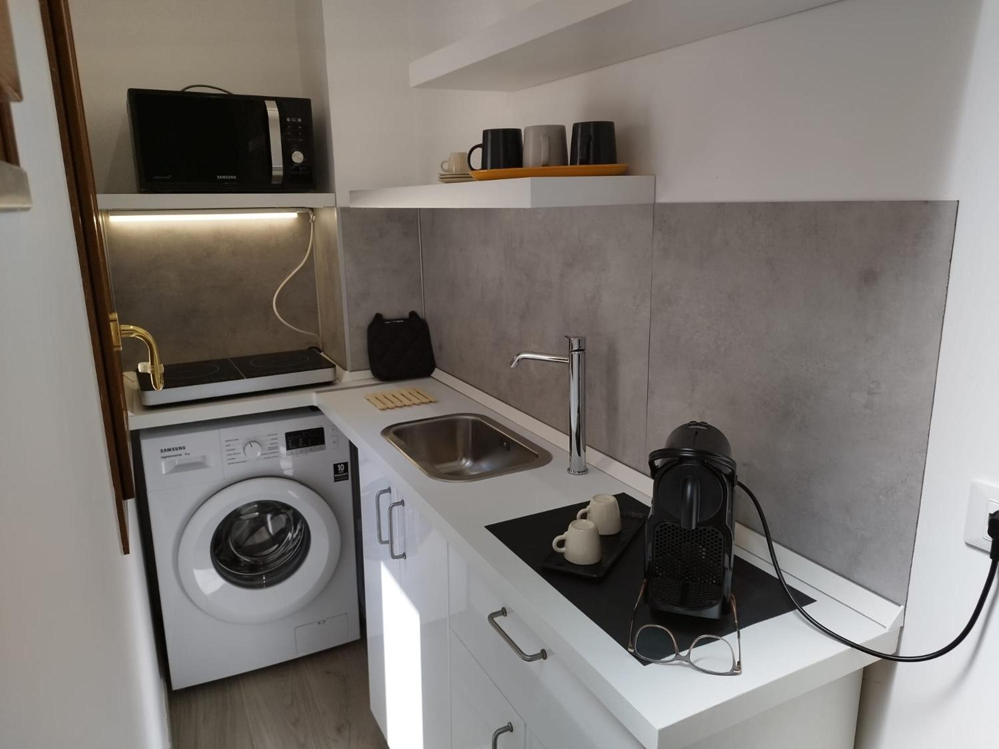 La Casa Di Mest Pepp Монополи Екстериор снимка